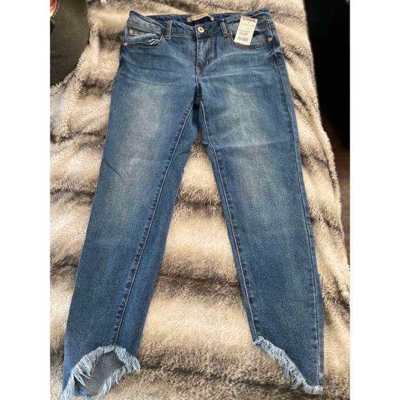 SKINNY JEANS - DISTRESSED ANKLE - Picture 2 of 2